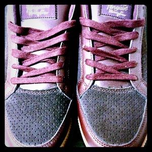 Men’s Burgundy  Penguin Braylon sneakers